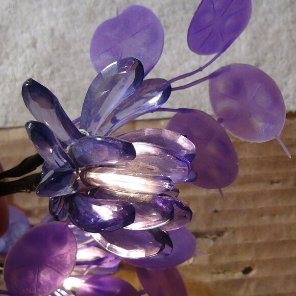 River of Goods Purple Daffodils LED Branch Transparent Pedal Plastic Leaves 24" - Picture 3 of 16